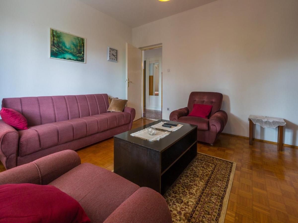 Apartment Mia 茨里克韦尼察 外观 照片
