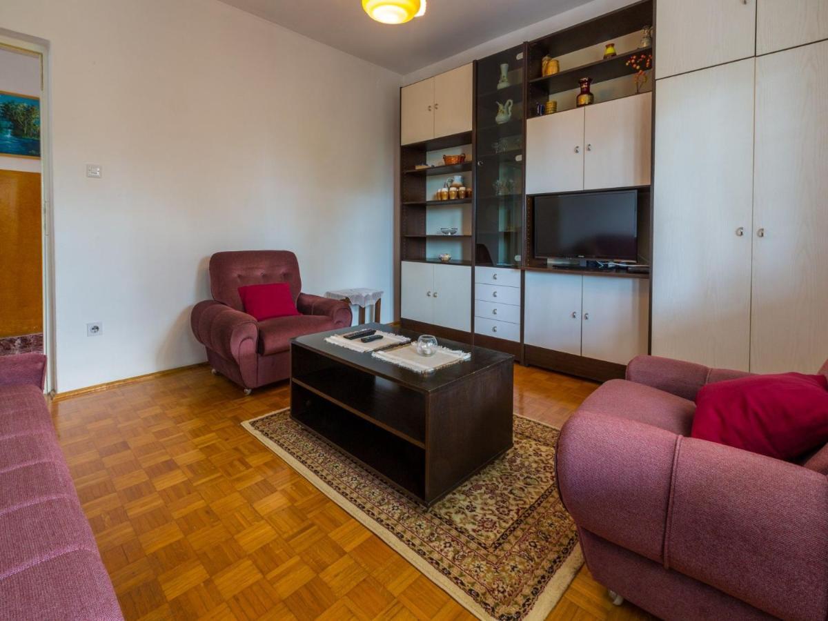 Apartment Mia 茨里克韦尼察 外观 照片